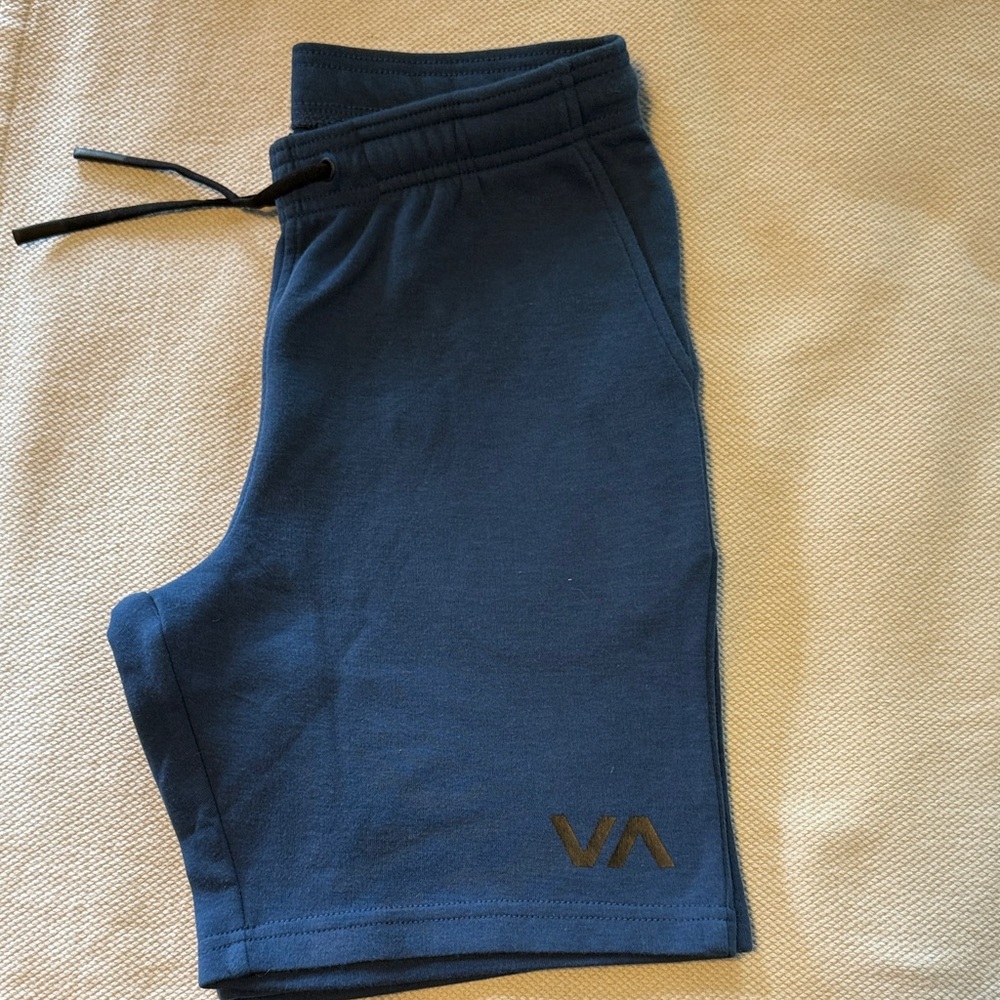 RVCA Boys Blue Sweat Shorts size XL
